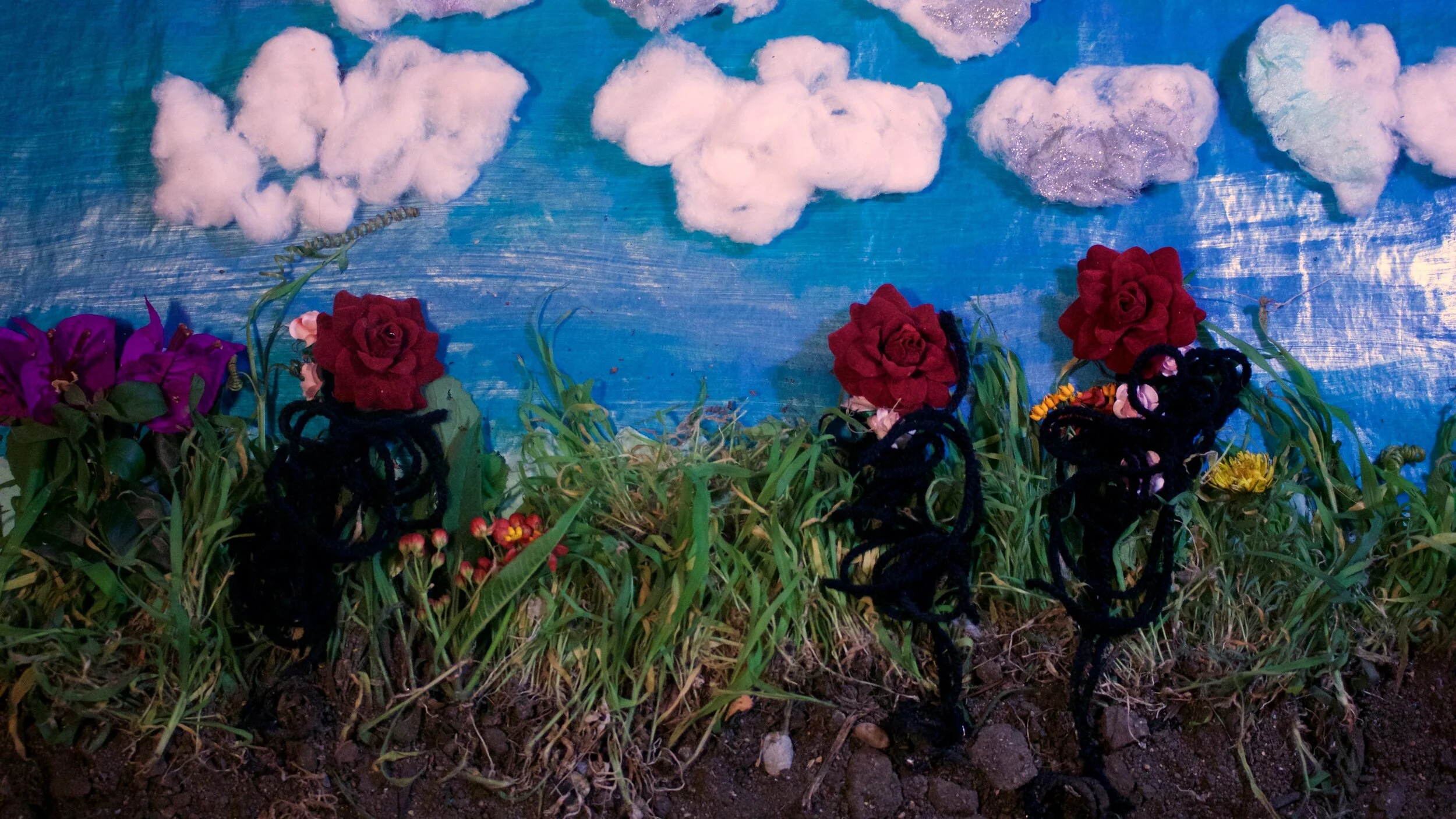  A stop motion animation about the cyclical nature of life, love, and death. 