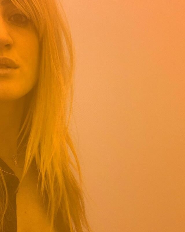 Orangina, wouldn&rsquo;t wanna be ya🍊
🔸⁣
🔸⁣
🔸⁣
#didanyonenotgetoneofthesephotos #fromthearchive #2019 #gallerydwellings #OlafurEliasson
