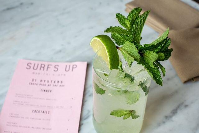 Wednesdays are better with a cocktail. #surfsup #lapeeratl⁠
⁠
Surfs Up is the happiest hour. ⁠
 4-6pm DAILY⁠
⁠
$1 Oysters⁠
$7 Cocktails⁠
$5 Fried Shrimp⁠