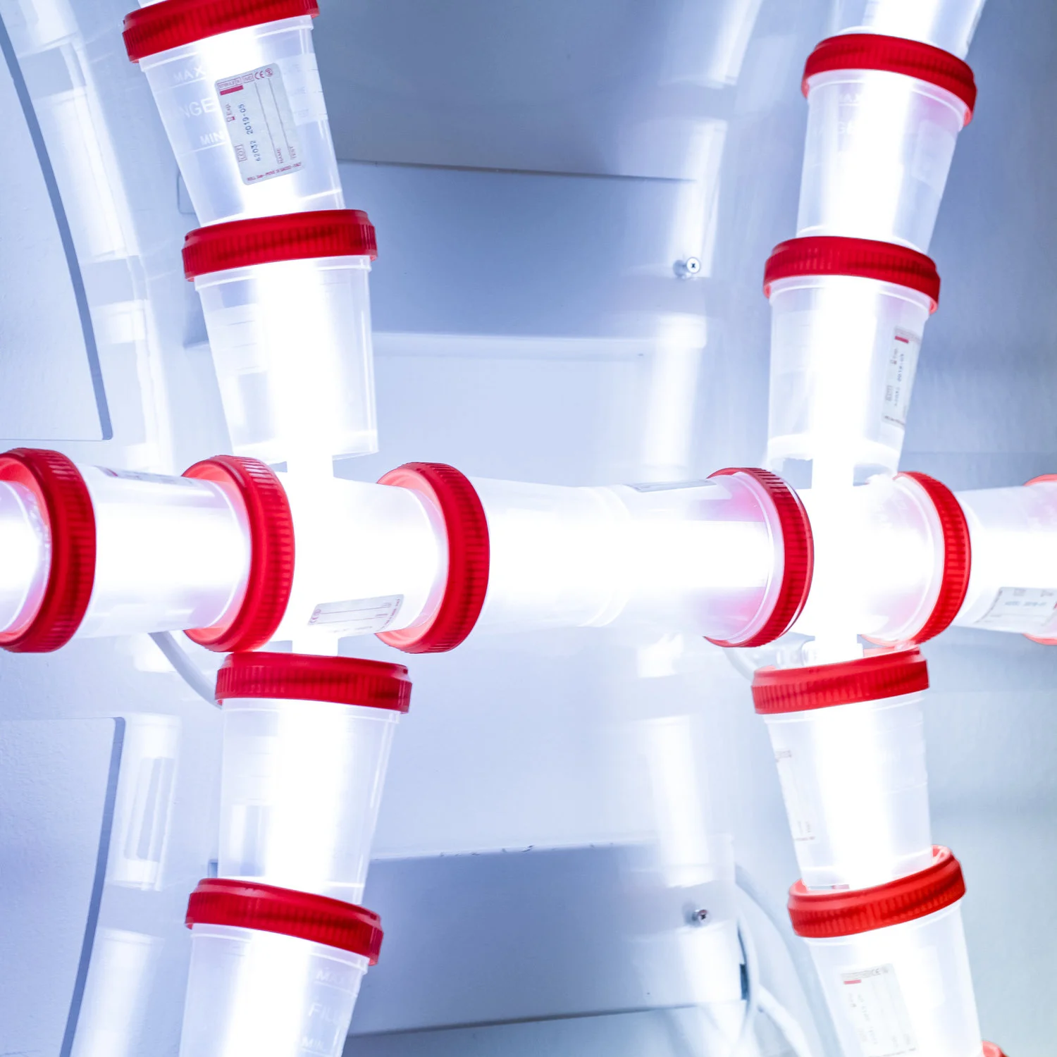 Do you have an idea for an exhibition, a performance, intervention or event?