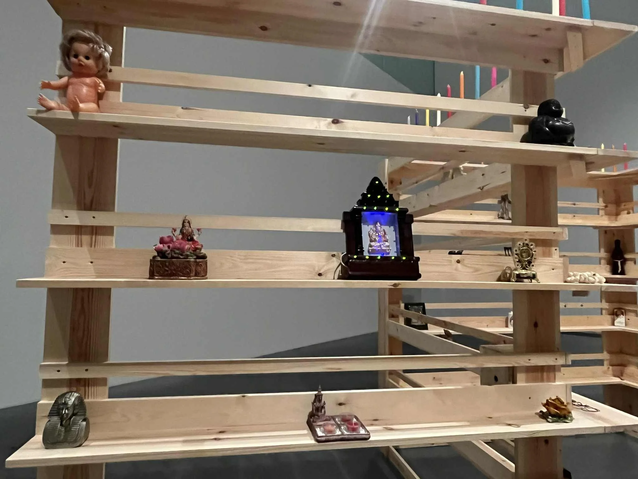 artwork © Mesach Gaba, Art and Religion Room, Tate collection, London