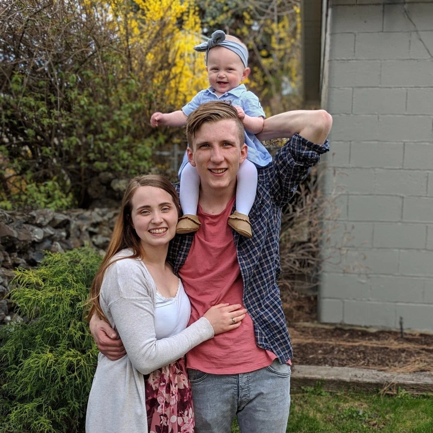 Johnny and Alysse Sonneland - Youth Pastors