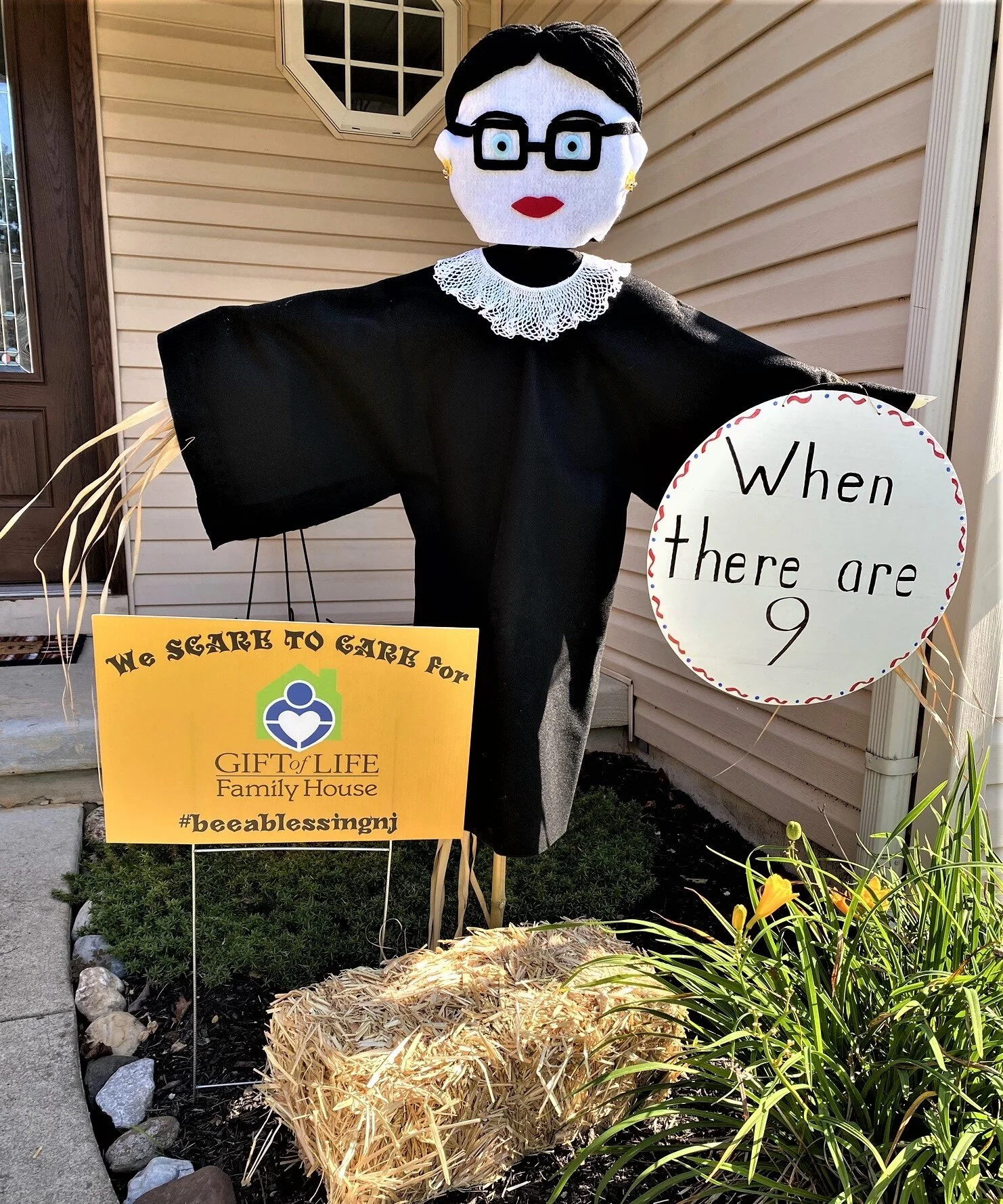 Scarecrow_Ruth Bee Ginsburg.jpeg