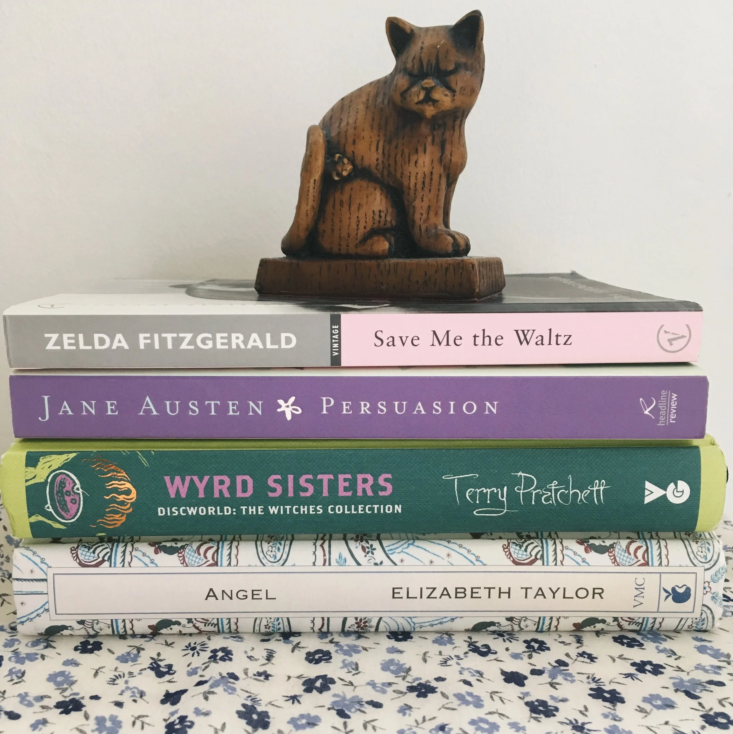 Amy Shares Her Favourite Summer Reads