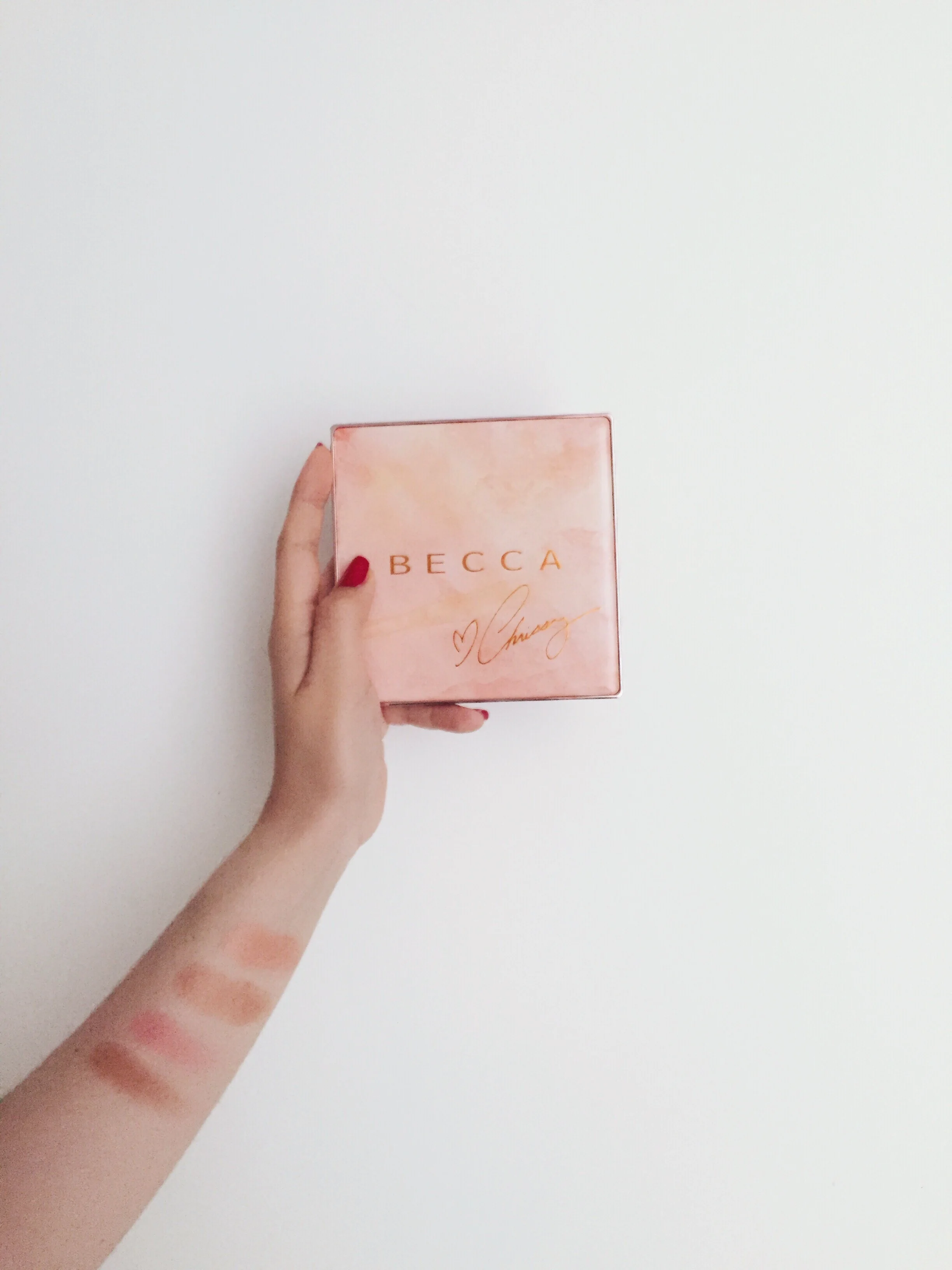 Becca x Chrissy Highlighting Palette - Review