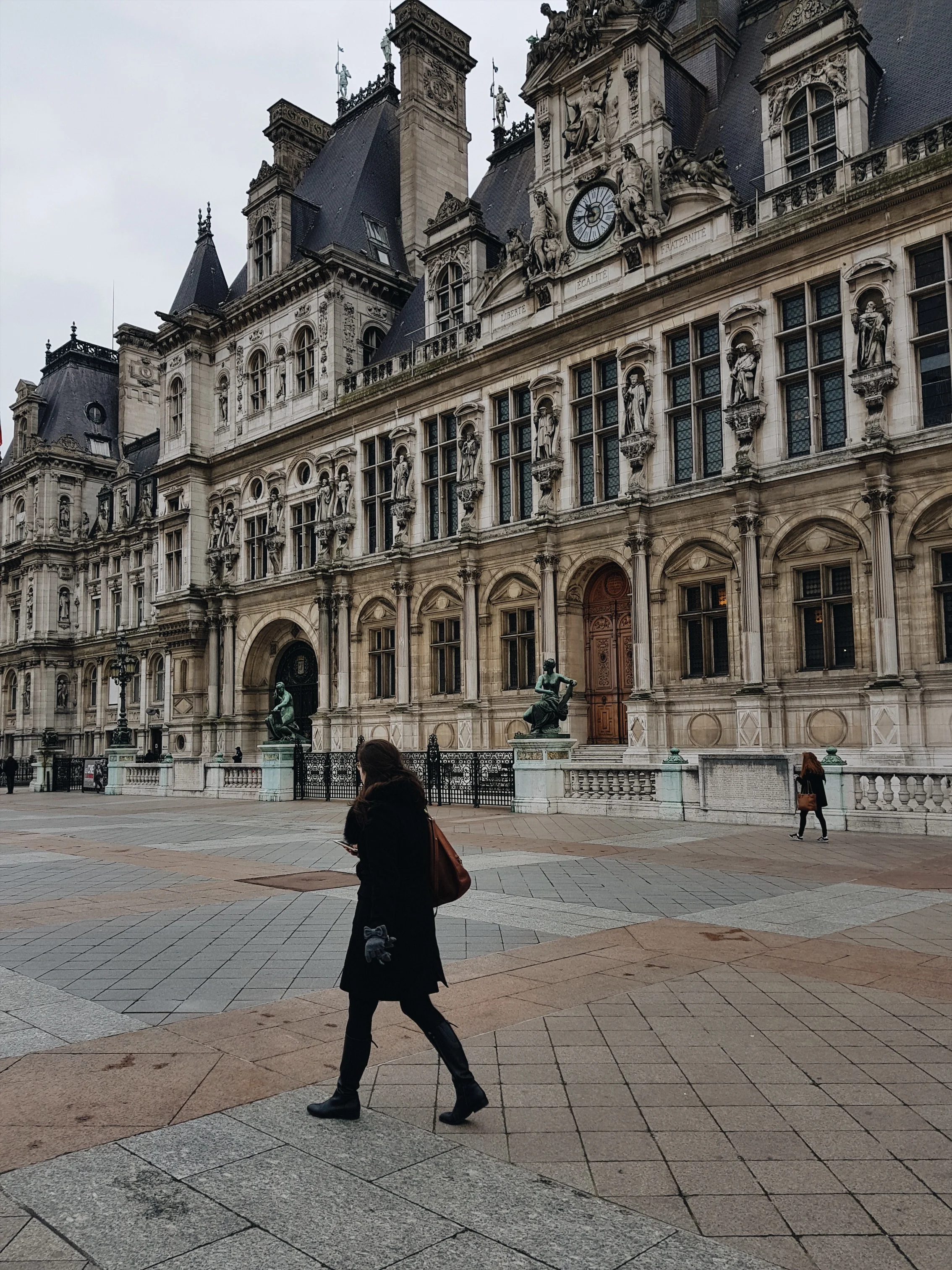 Sunday Strolls, Vol. 3: Paris in Winter