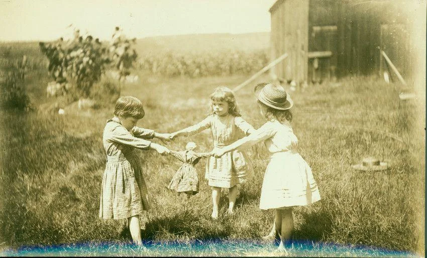 Emma Lewis Coleman, Children Playing, Deerfield, Mass.