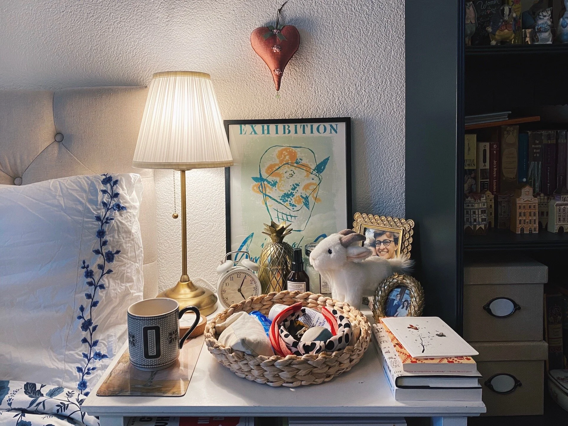 By Our Bedsides, Vol. 11 – Olivia Gündüz-Willemin