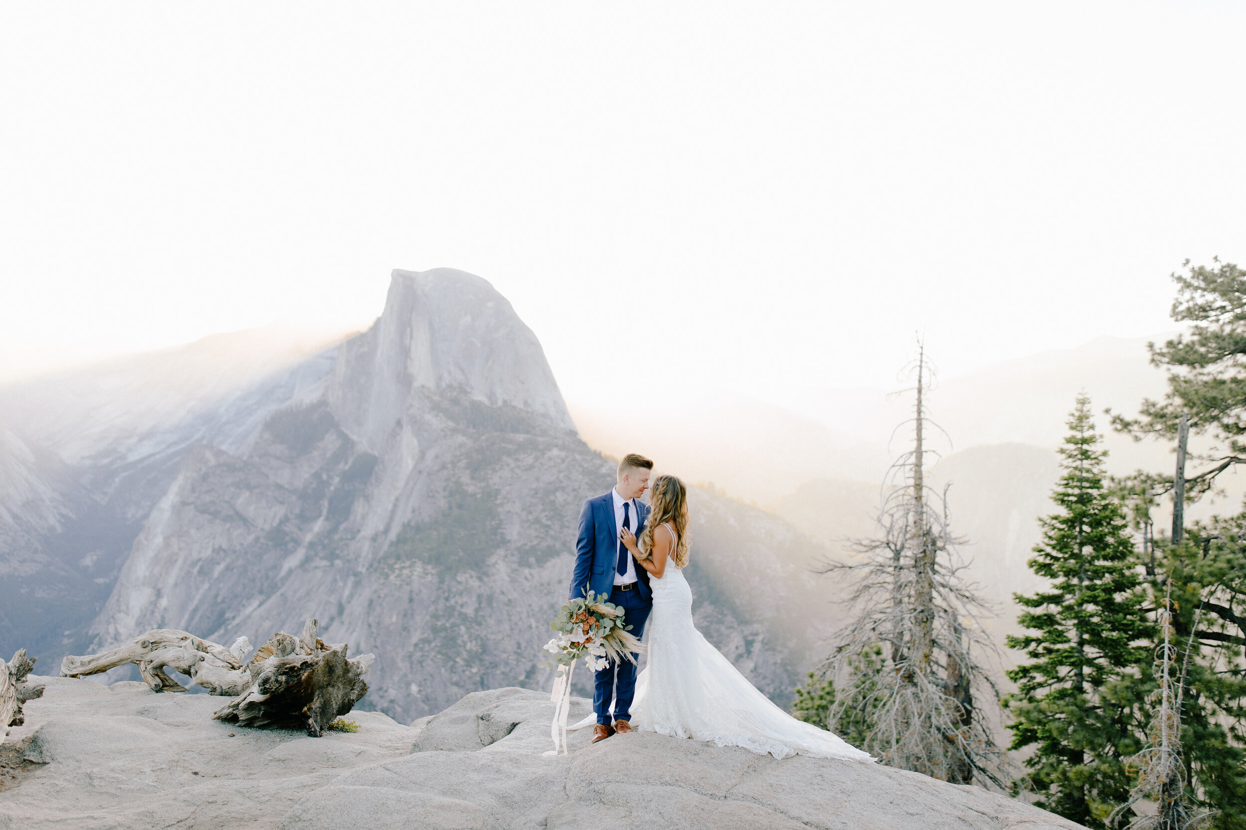 071120-yosemite-glacier-point-elopement-14.jpg