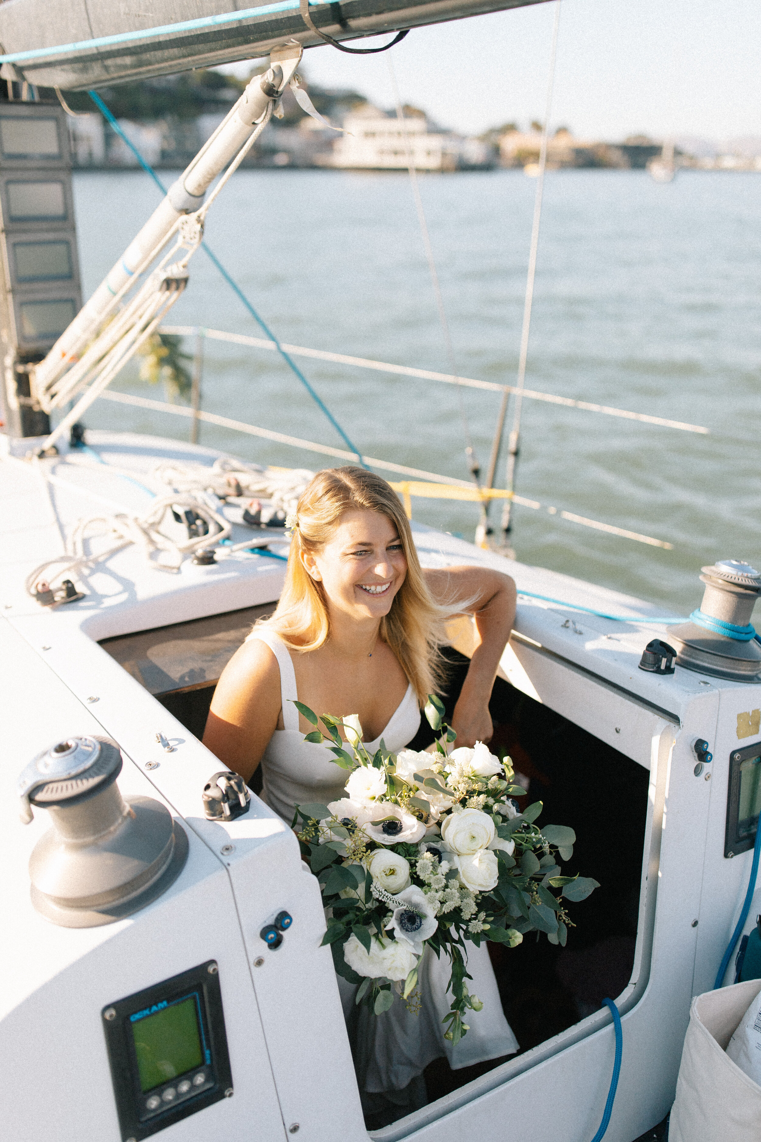 100320-small-sailboat-wedding-17.jpg