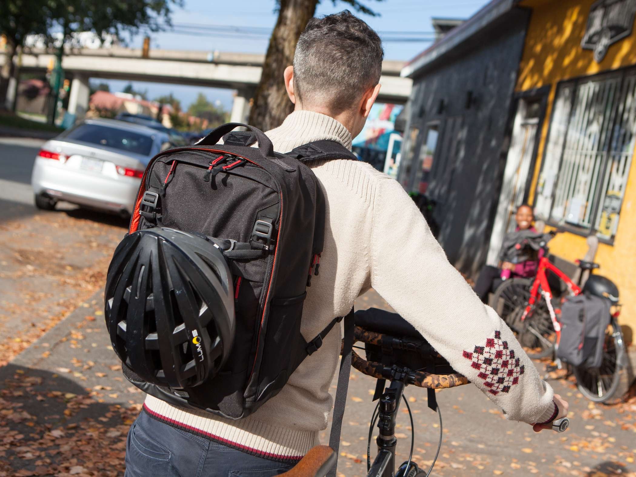 Two Wheel Gear - Pannier Backpack 2.0 LITE - Black.jpg