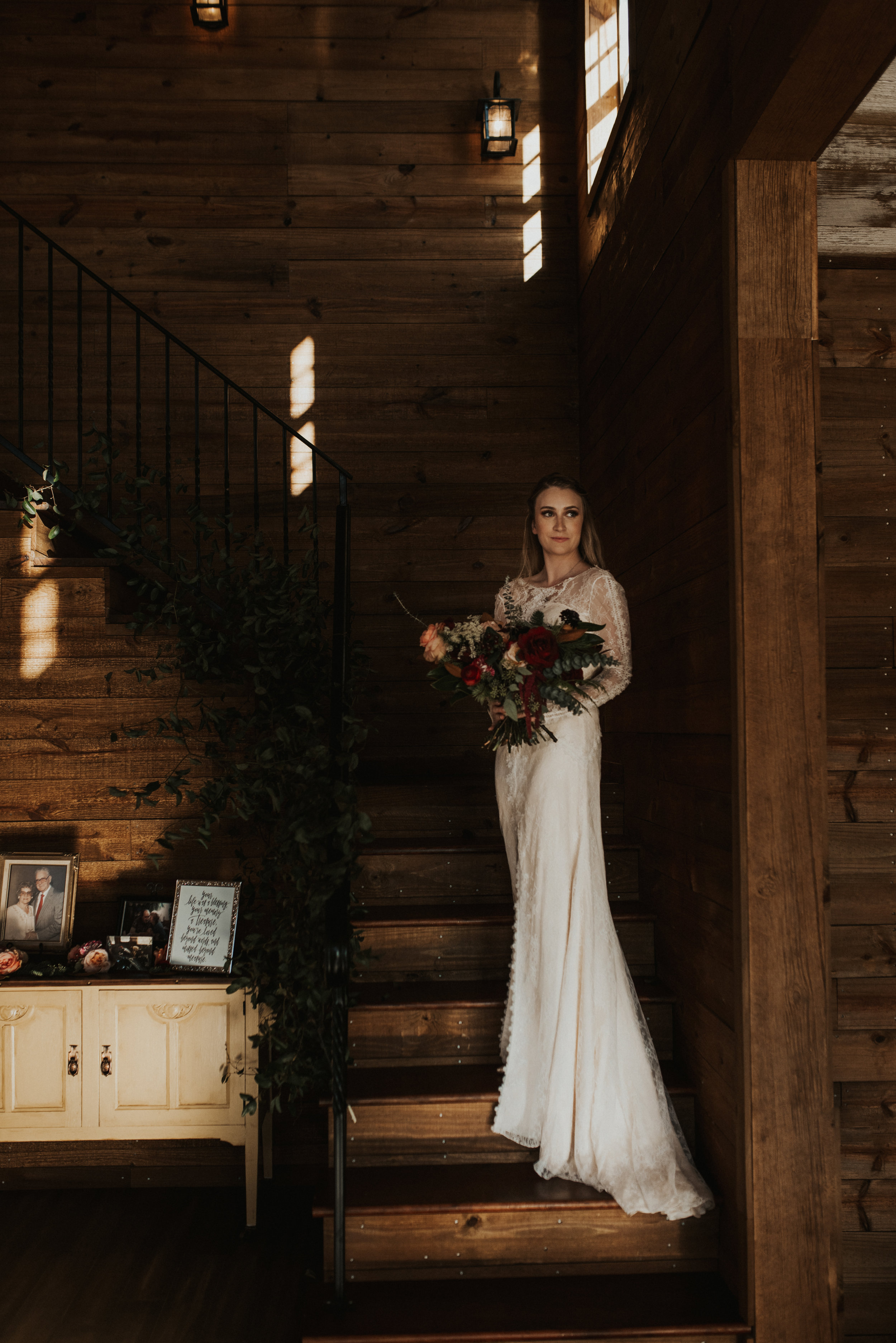 DrippingSpringsWeddingPhotographerSarahEPhotography-108.jpg