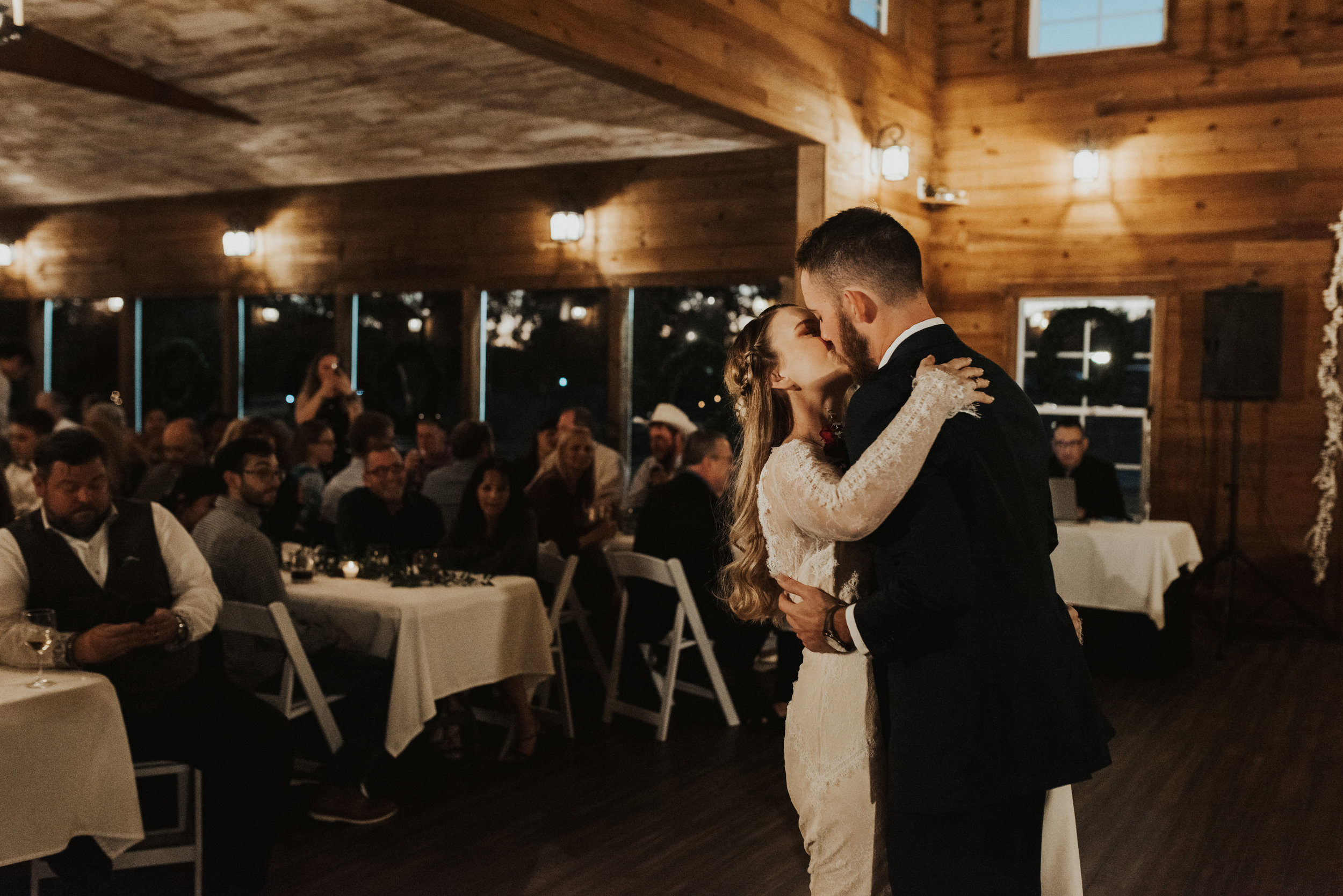 DrippingSpringsWeddingPhotographerSarahEPhotography-178.jpg