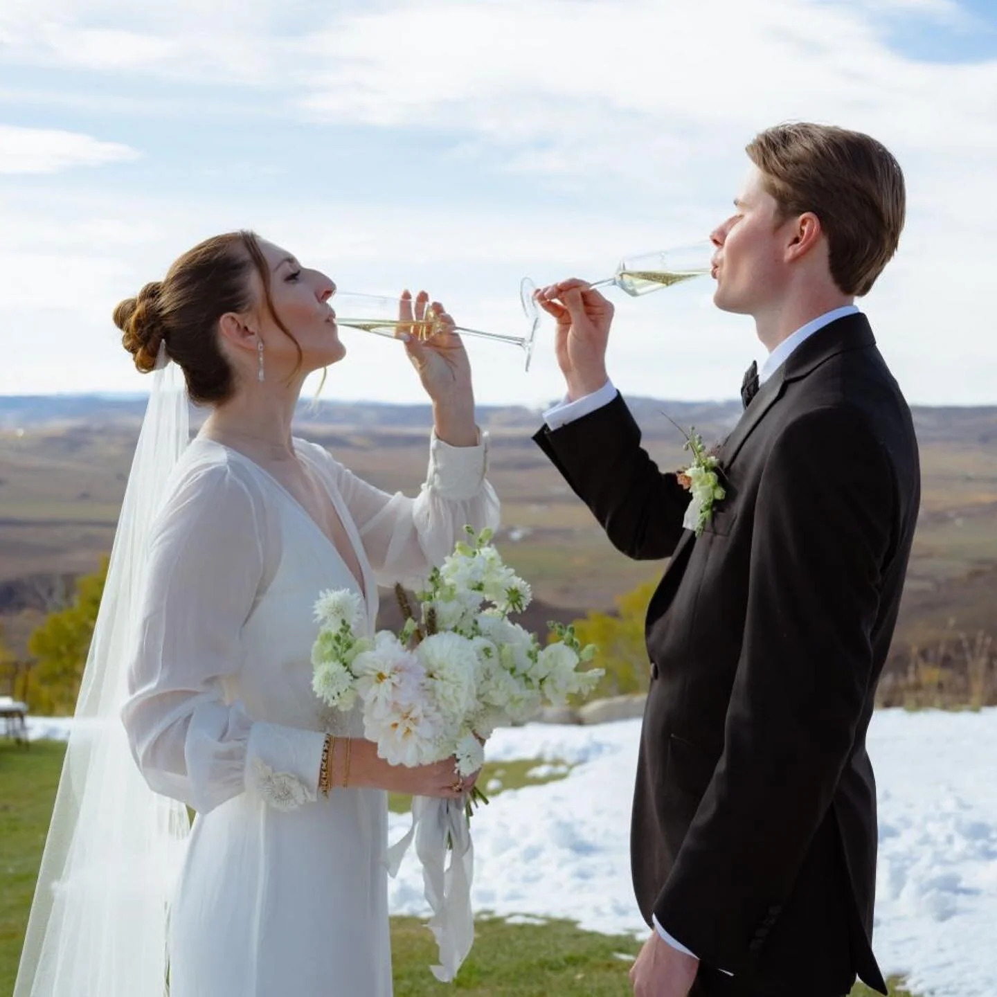 The Garrisons - pt. 1 

The day started with tears in my eyes, gratitude filled my heart as I walked into the home where Case and Celeste got married. 

The mountains views, the swirling of friends and family prepping for the big day hit me with such