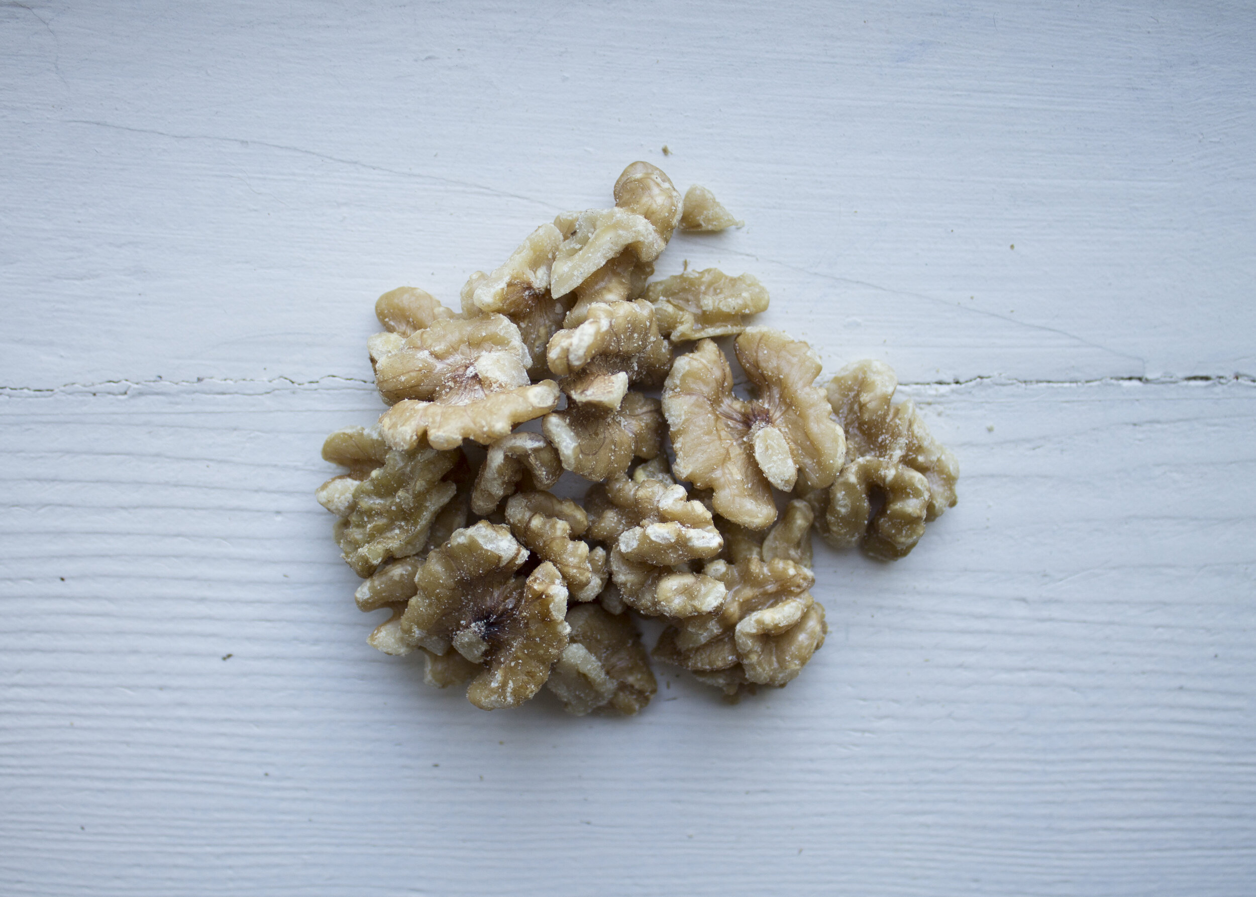 Organic walnut halves and pieces — Galloway's Wholesome Foods®