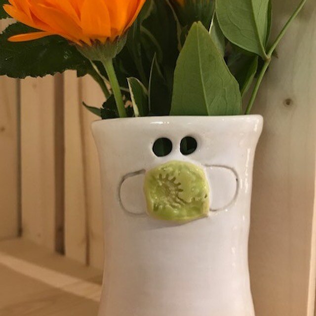 We have a new Potter! Terrice Bassler has delivered her incredibly cute Posie Pots. Carefully masked little folk, or friendly cat and dog faces peer optimistically at our world. Flowers? Pens? Toothbrush? Fill them as your fancy leads you...
Part of 