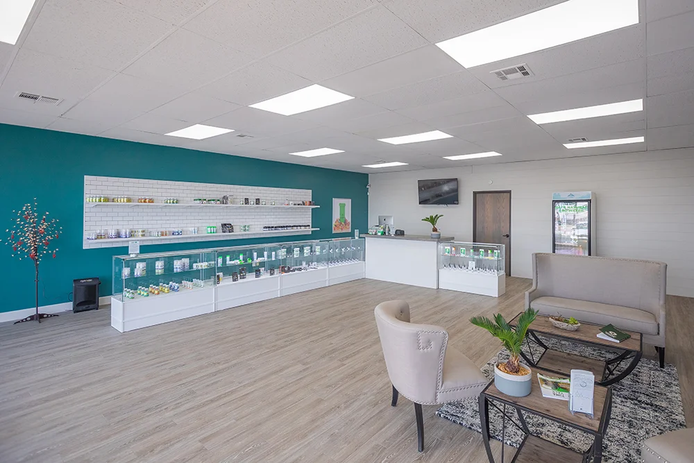 1419 N Main CBD Plus USA Store Interior