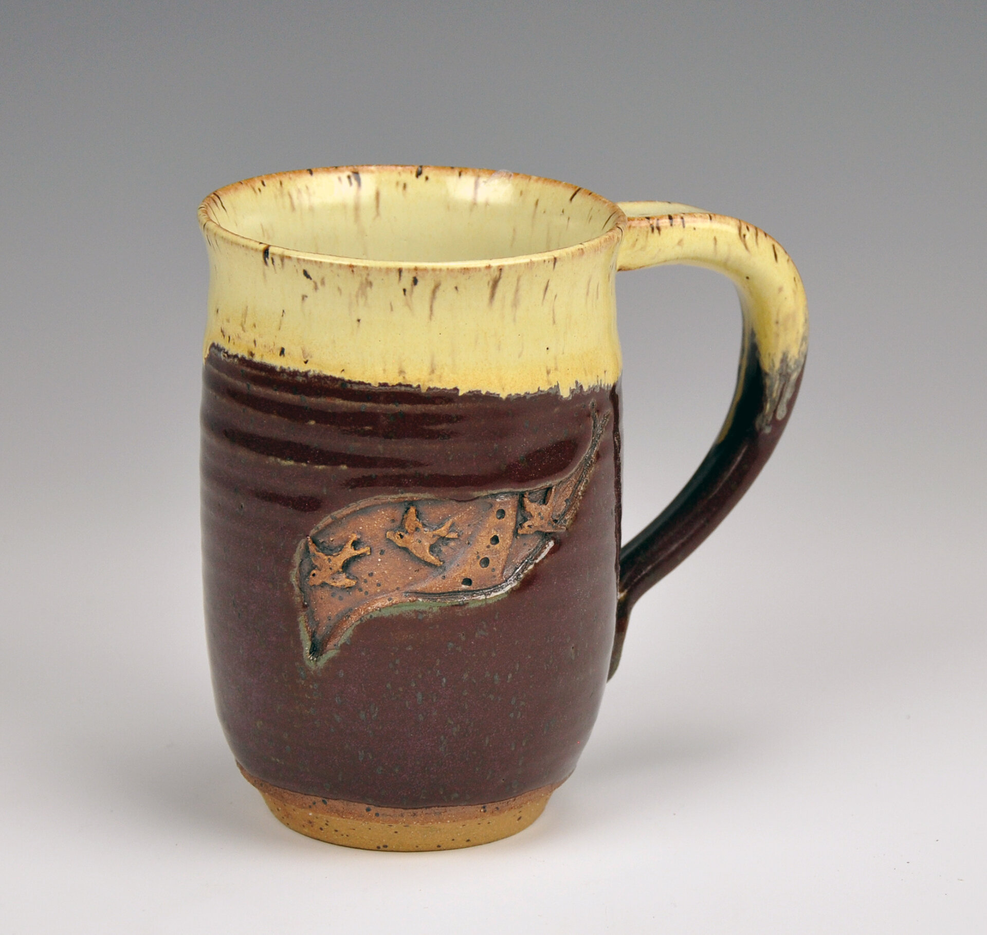 Three swallows cup