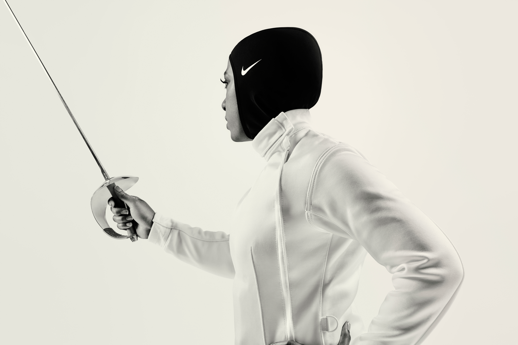HO17_PROHIJAB_IBTIHAJ_FENCING_002-3x2.png