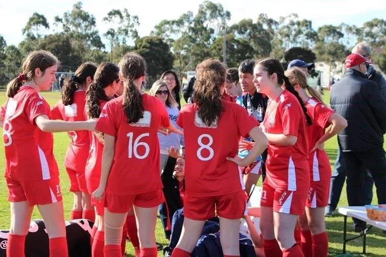 R8_ERSCvKensington_U16Girls_2.jpg