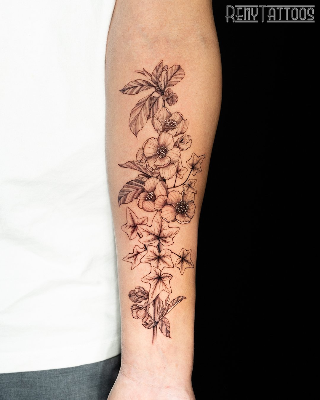 RenyTattoos-Floral-Arm-Ivy-Chaenomeles.jpg