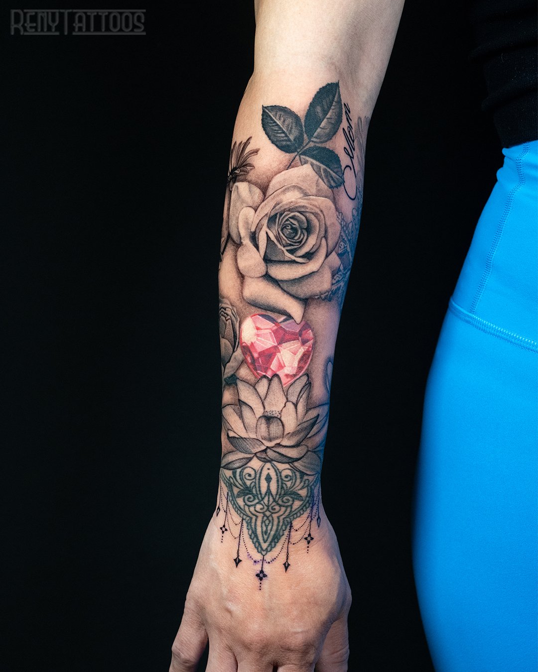 RenyTattoos-Floral-Lowerhalfsleeve-Julie-3.jpg