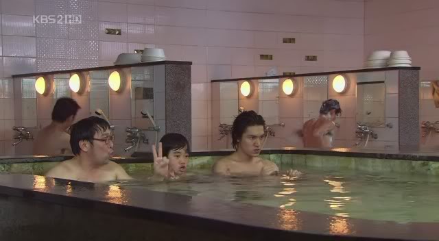 Is this scene familiar? Yep, it's from 'Boys Over Flowers'! Image credit: Dramabeans