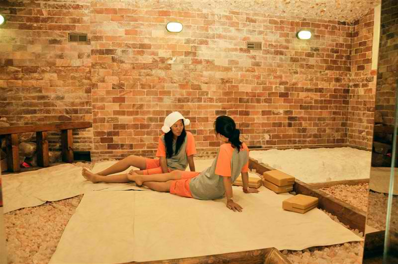 Clay sauna. Image credit: Riviera Health Spa