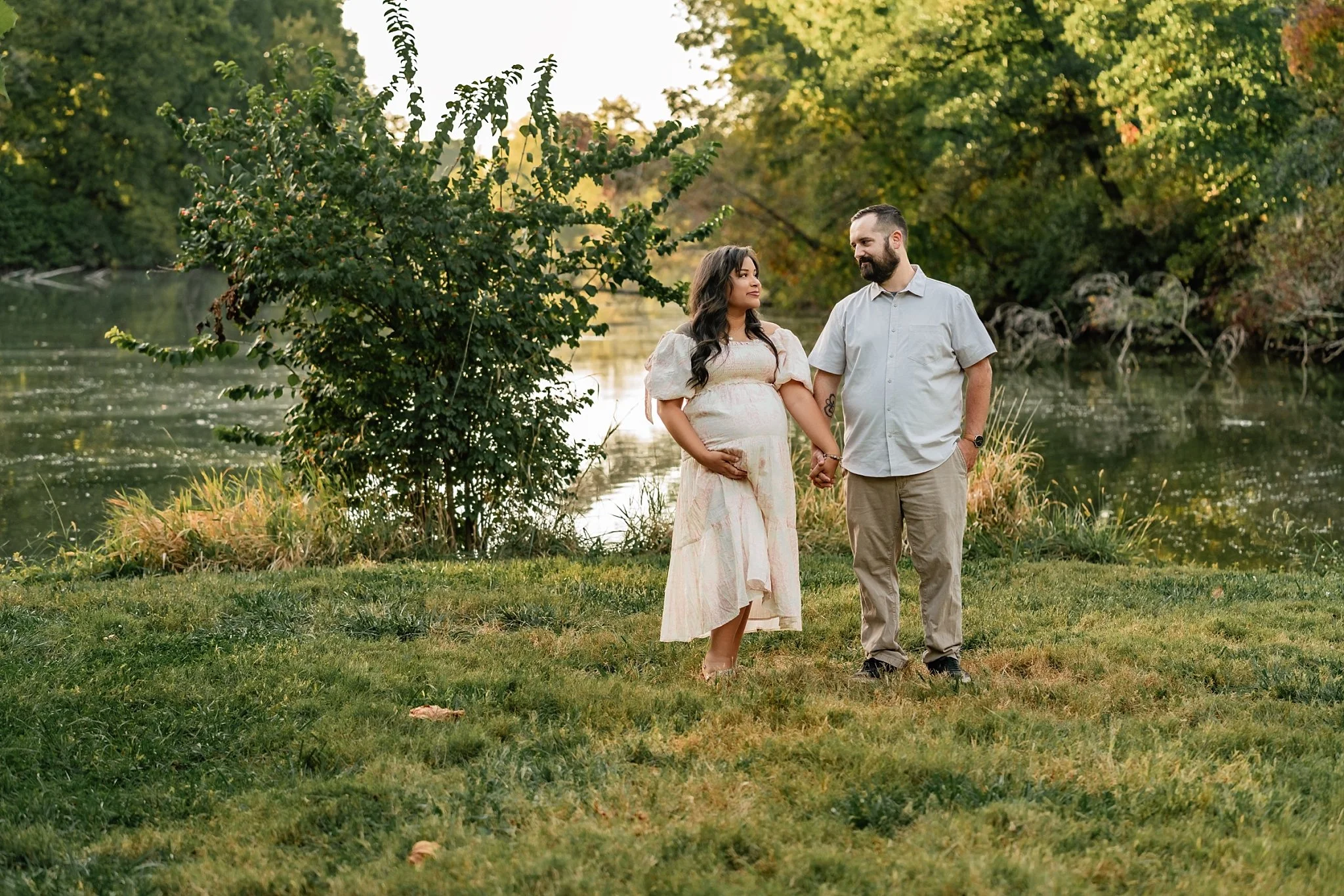 ✨ Waiting with love ✨
The glow of parenthood is undeniable&mdash;capturing this season of anticipation is always such an honor. Soon, their arms will be even fuller, and their hearts even bigger. 💕

📸 Conner James Photography
www.connerjamesphotogr