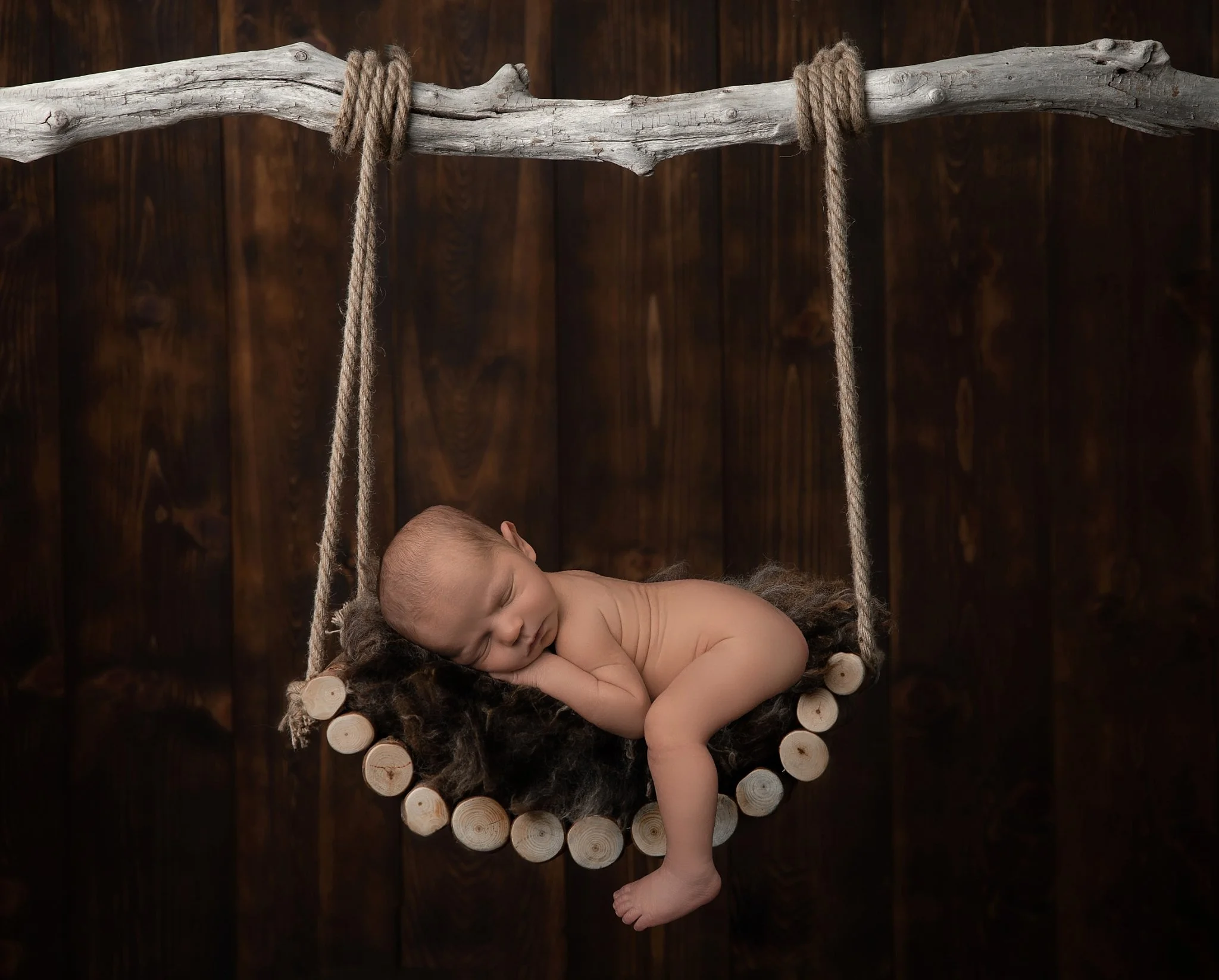 Dreaming in nature&rsquo;s cradle 🤎
Simple. Earthy. Timeless newborn beauty.

✨ Now Booking Newborn Sessions!
PLUS receive a FREE maternity mini or milestone session when you book your newborn!

#NewbornPhotographer #NewbornPhotography #StudioNewbor