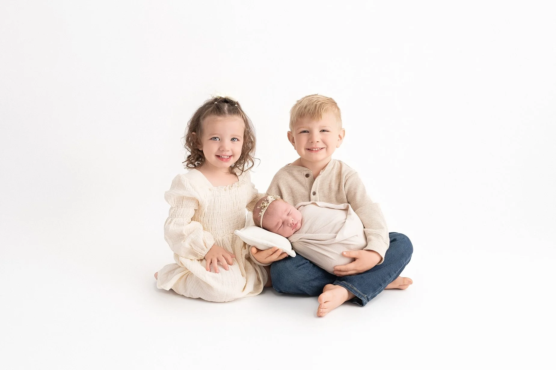 Three little hearts&hellip; one beautiful story 🤍

There is nothing more special than capturing the very beginning &mdash; not just your newborn, but the love growing around them too. These are the moments your children will look back on someday.

✨