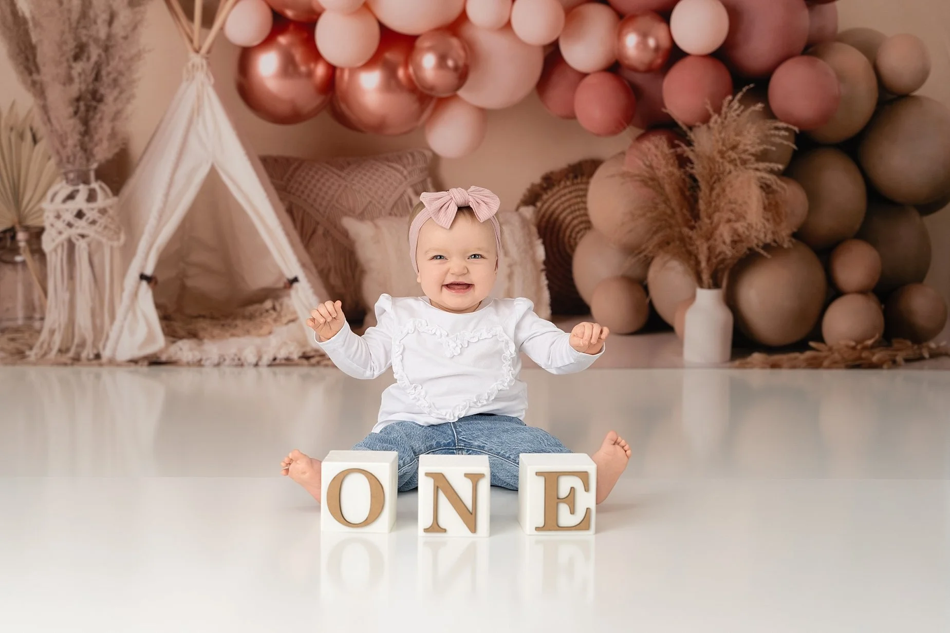 ONE whole year of love 🤍

From tiny newborn snuggles to big smiles and sitting up on their own&hellip; this first year flies by faster than you ever imagine.

This is why milestone sessions matter &mdash; because these are the moments that tell your