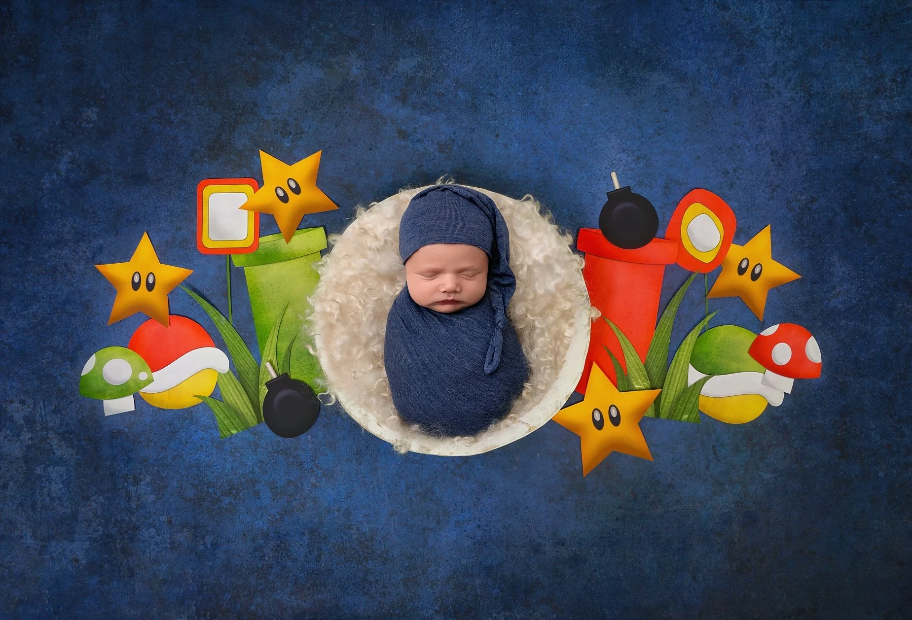 🎮✨ Level Unlocked: Newborn Perfection! ✨🎮

When your family loves gaming, why not create something fun and unique to celebrate your newest player? 💙

I love bringing my clients' interests to life and creating custom newborn artwork that tells thei