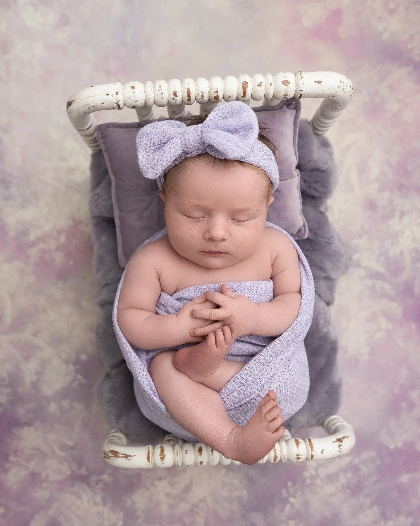 There is nothing sweeter than a peaceful, sleeping newborn. These first few weeks pass so quickly, but professional newborn portraits preserve every tiny detail&mdash;from their little fingers to their sleepy smiles&mdash;for a lifetime.

Your baby w