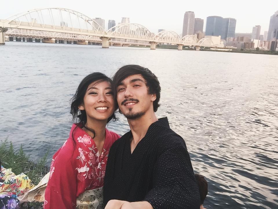 japanese couple in osaka watching the fireworks in yukata :)