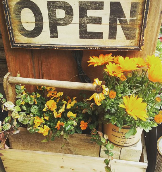 Cute flowershop in takadanobaba