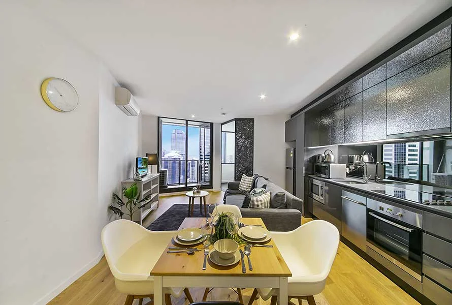 A-Cozy-2BR-Apt-with-a-Spectacular-View-of-the-City.jpg