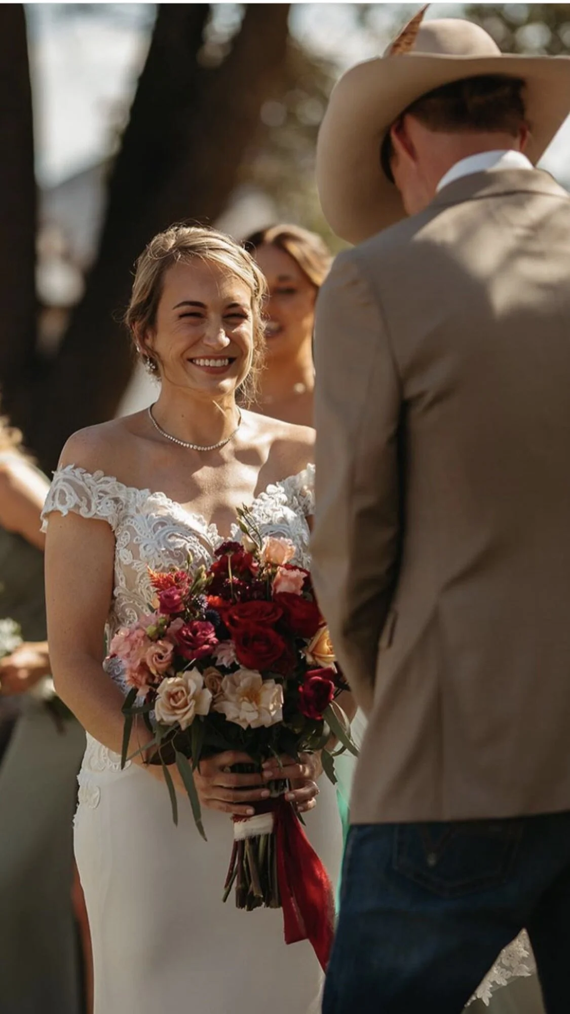 AF7580C7-DAC5-4B99-8696-D4892AF5C3DA