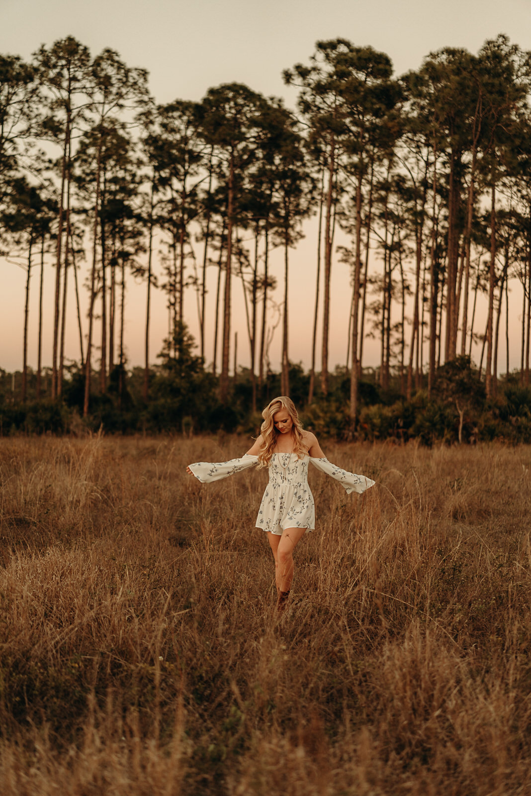 senior photos-koreshan state historic site-fort myers photographer-Arista Fulks-212.jpg