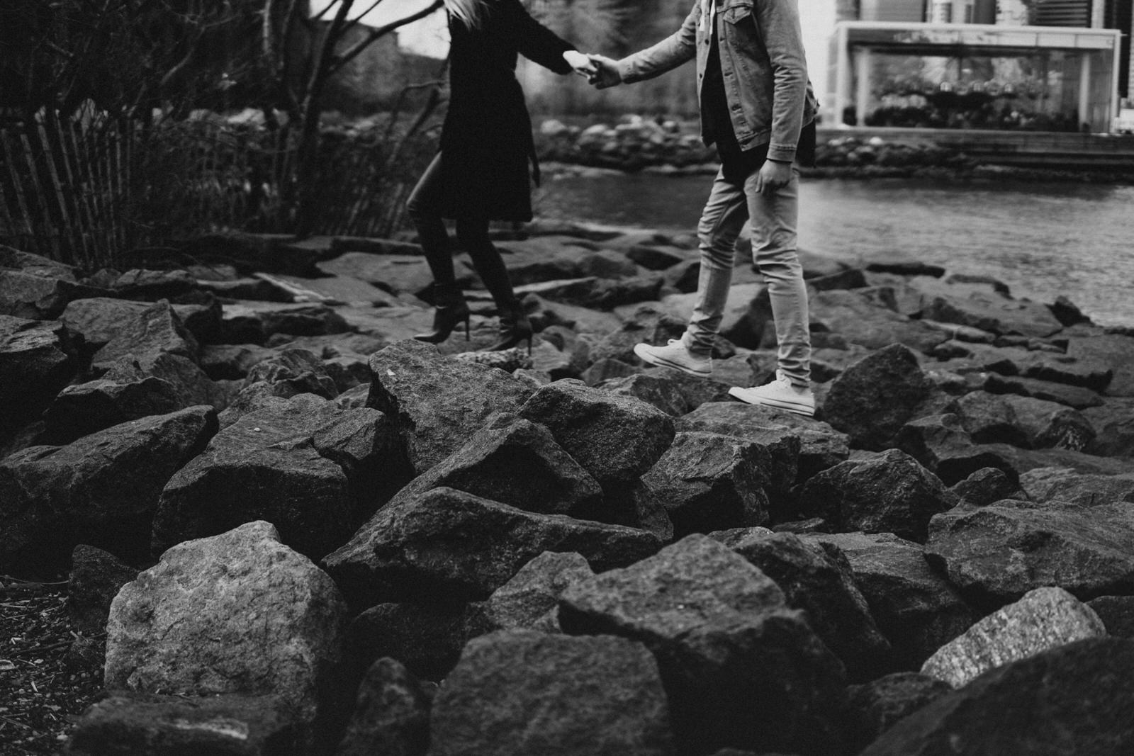 NYC-engagement photographer-dumbo-brooklynn-98.jpg