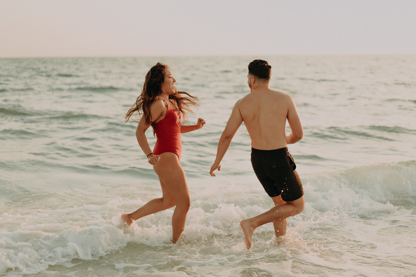 Lovers Key State Park-Naples photographer-Beach Couples Photoshoot-Alexia-140-140.jpg