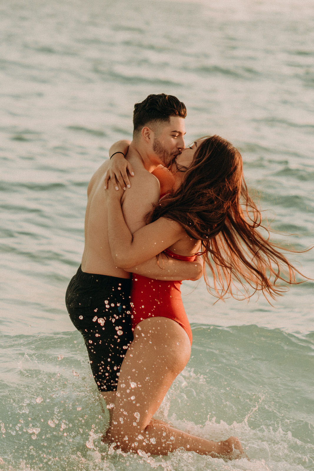 Lovers Key State Park-Naples photographer-Beach Couples Photoshoot-Alexia-162-162.jpg