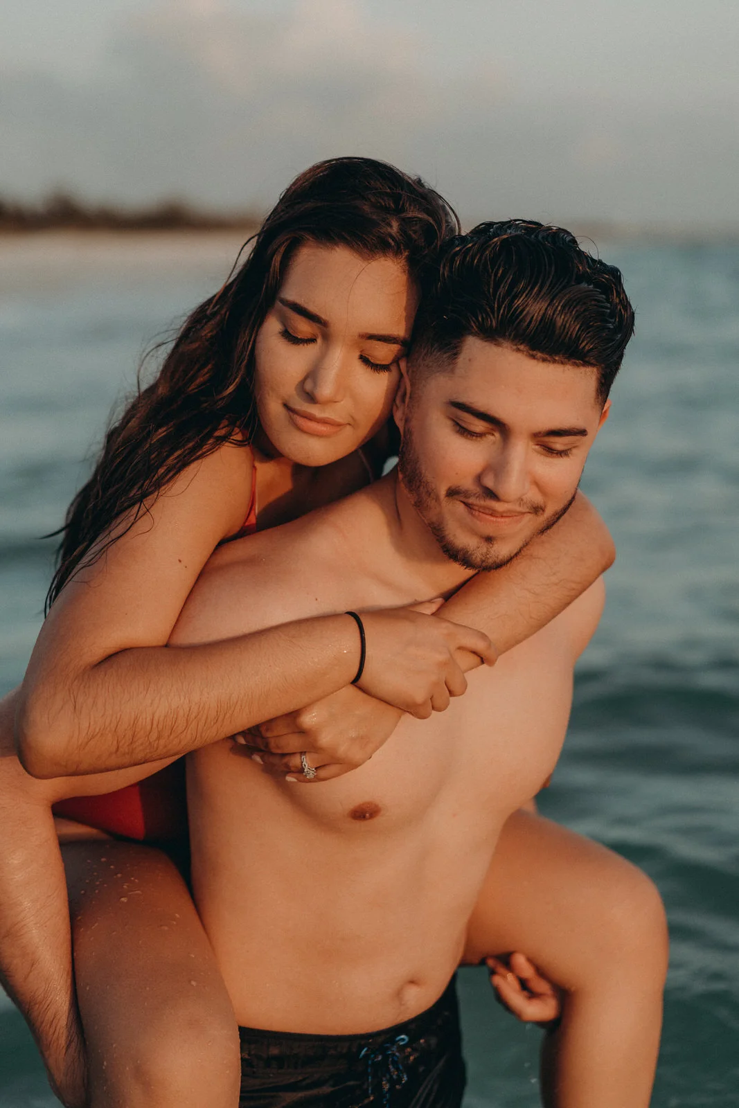 Lovers Key State Park-Naples photographer-Beach Couples Photoshoot-Alexia-175-175.jpg