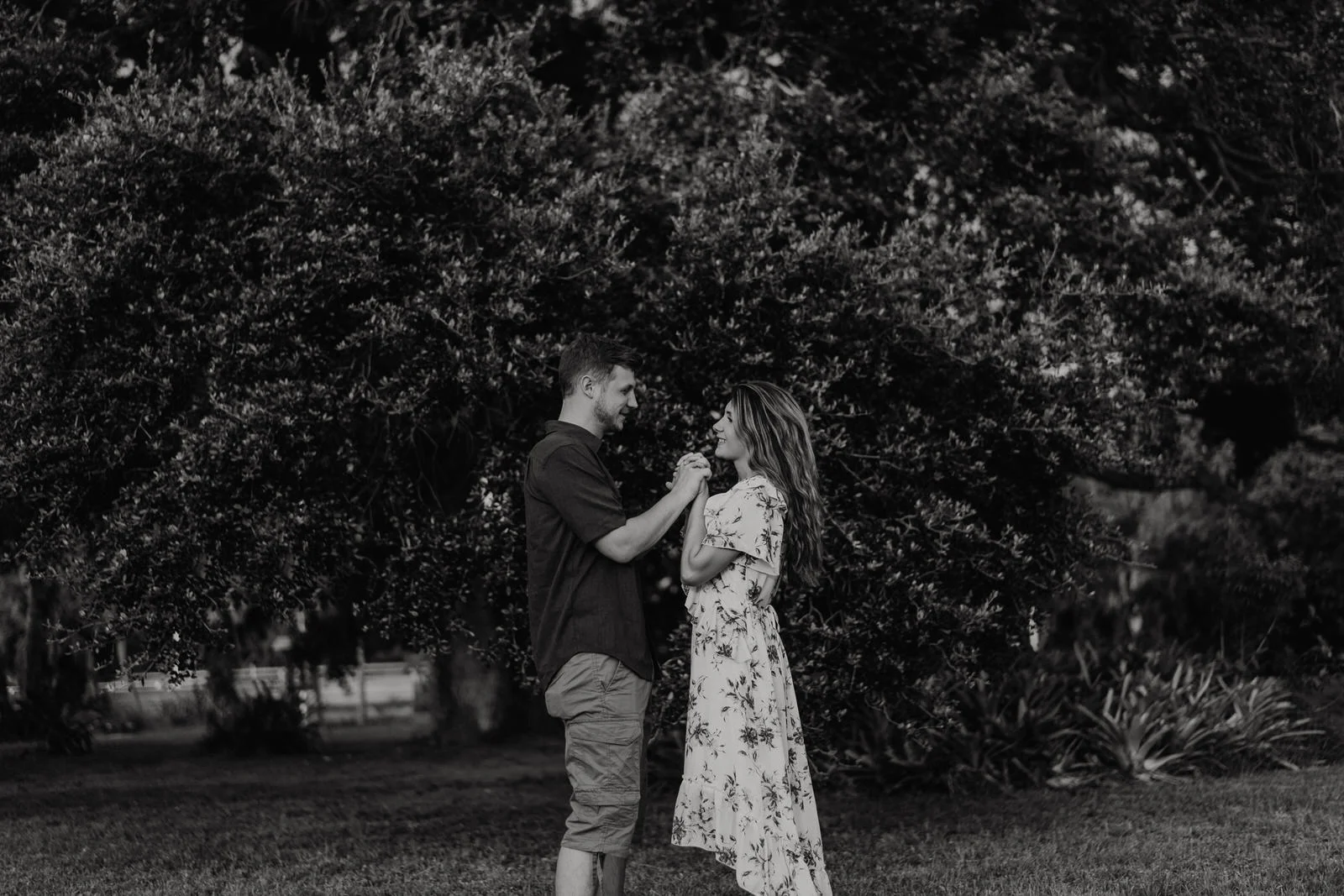 Florida Wedding Photographer-Michelle Gonzalez Photography-Koreshan State Historic Site-Rhiannon and Chris-61.jpg