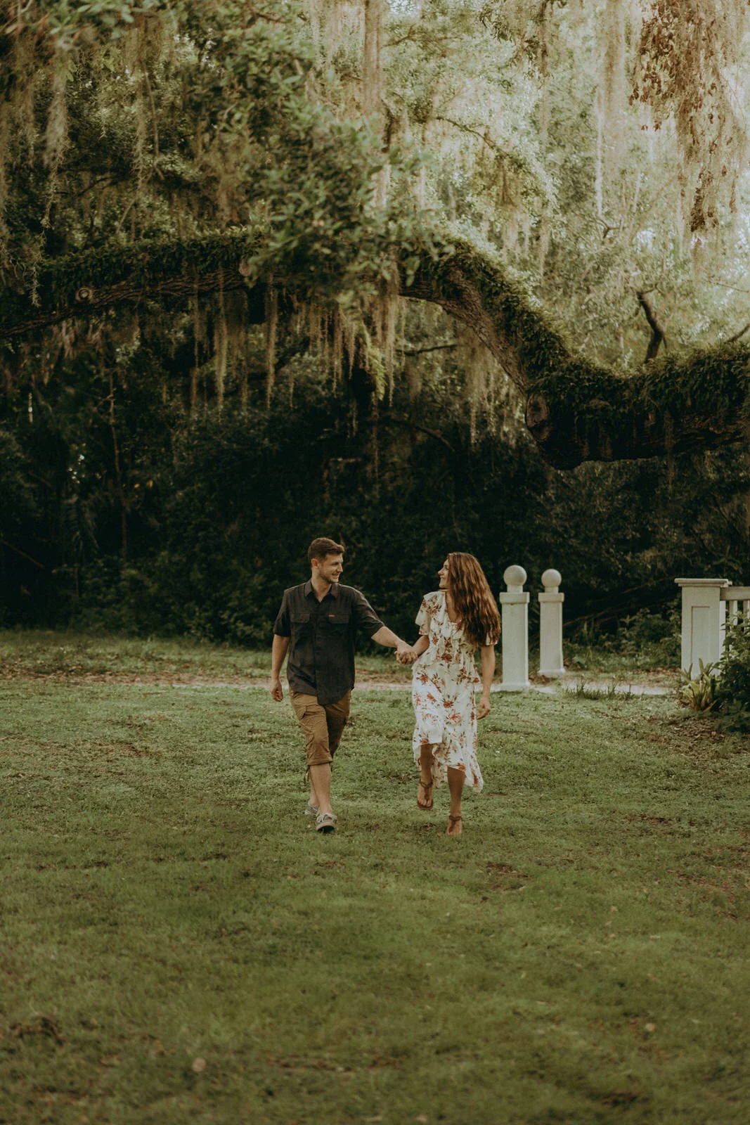 Florida Wedding Photographer-Michelle Gonzalez Photography-Koreshan State Historic Site-Rhiannon and Chris-145.jpg