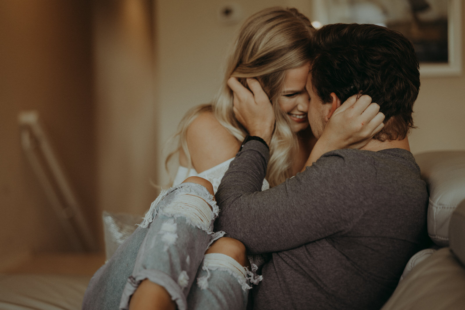 Florida Wedding Photographer-Michelle Gonzalez Photography-in home lifestyle session- Laura and Nate-30.jpg