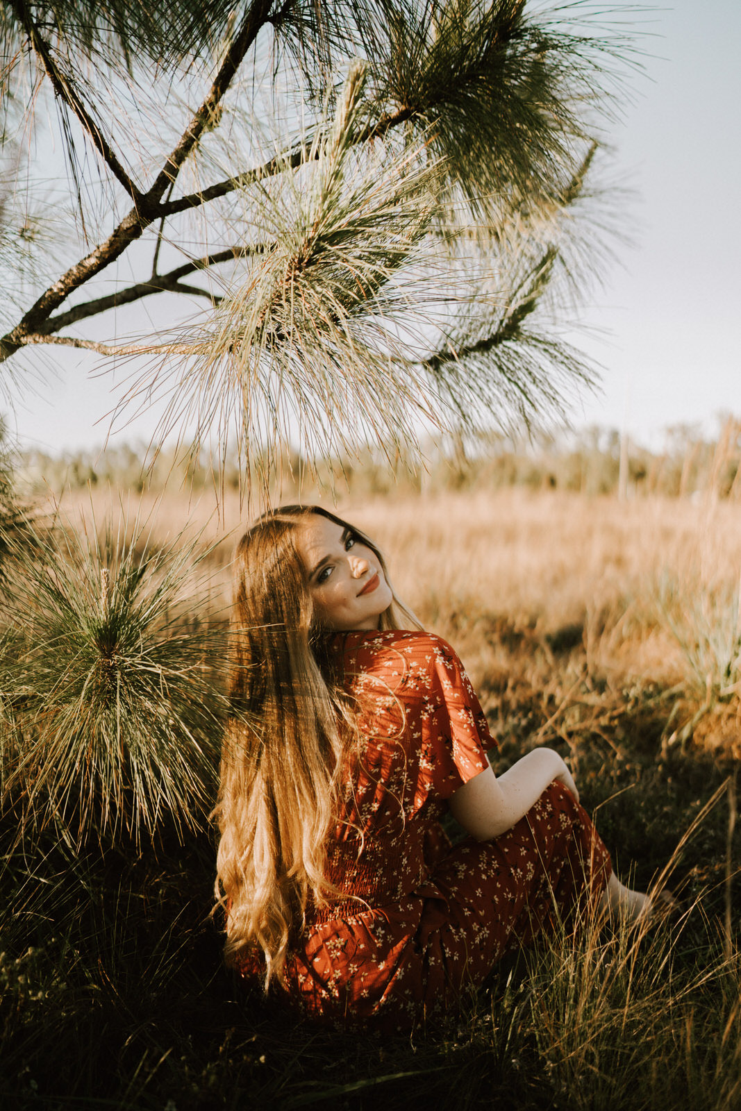 Fort Myers Senior Photos on a Field - Michelle Gonzalez Photography - Stephanie Blum-64.JPG