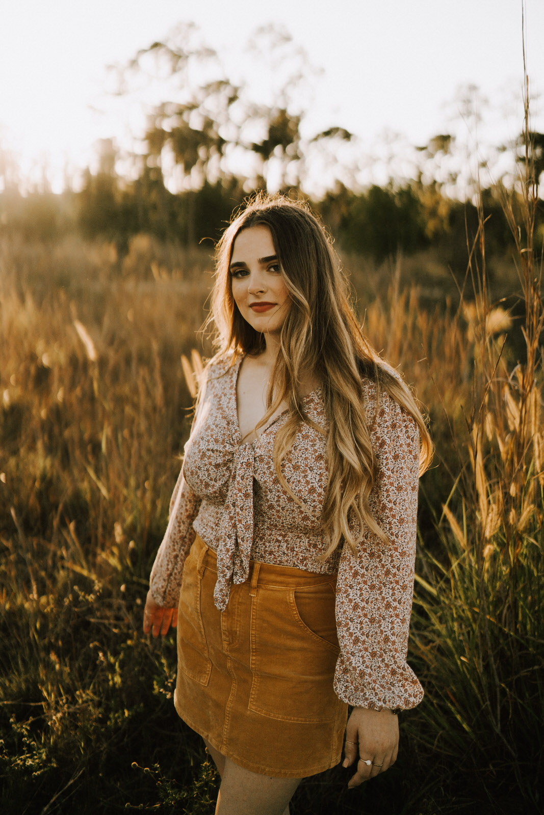 Fort Myers Senior Photos on a Field - Michelle Gonzalez Photography - Stephanie Blum-105.JPG