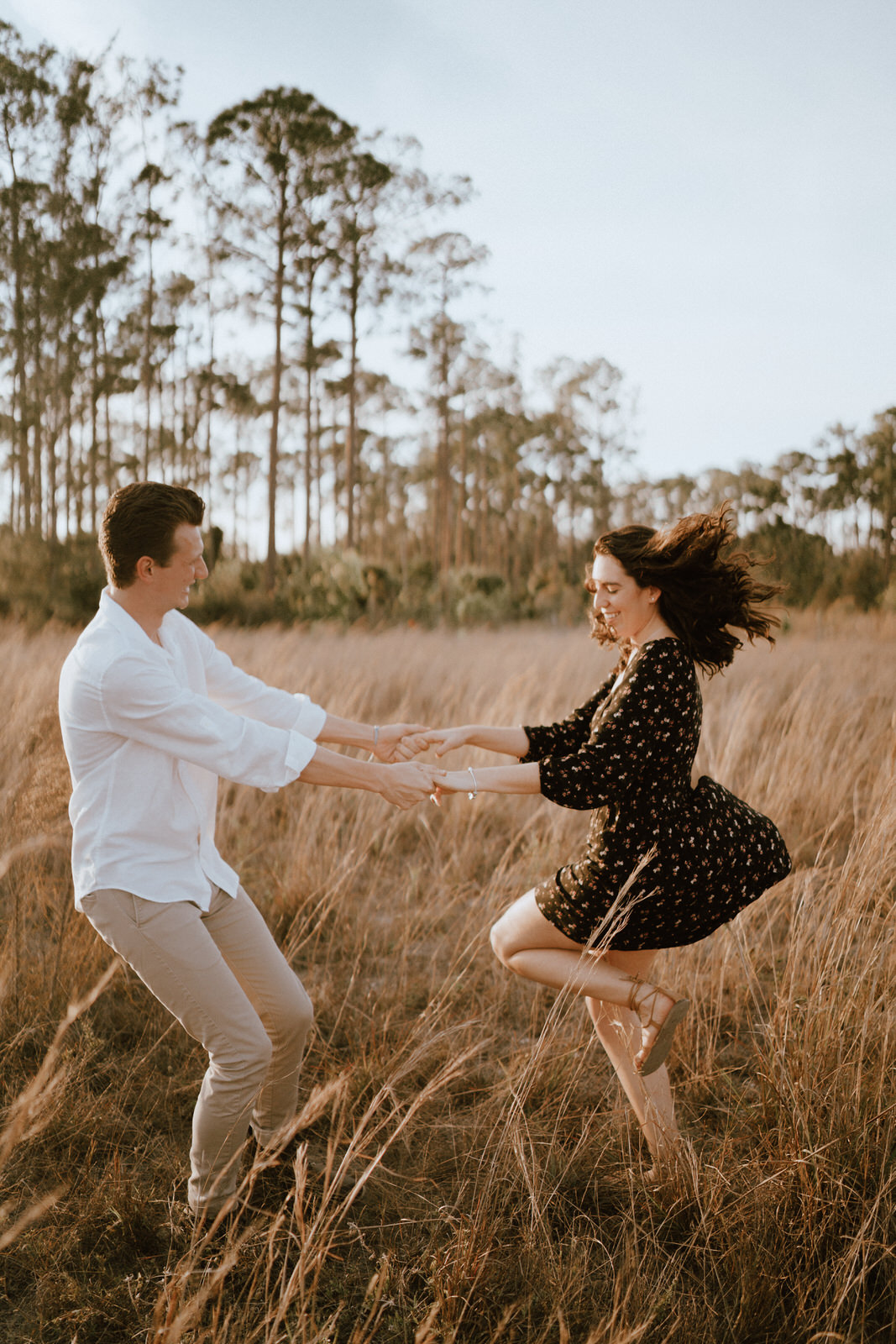 Couple Photos on a Field- Fort Myers Florida- Michelle Gonzalez Photography- Bruna and Brendan-59.JPG