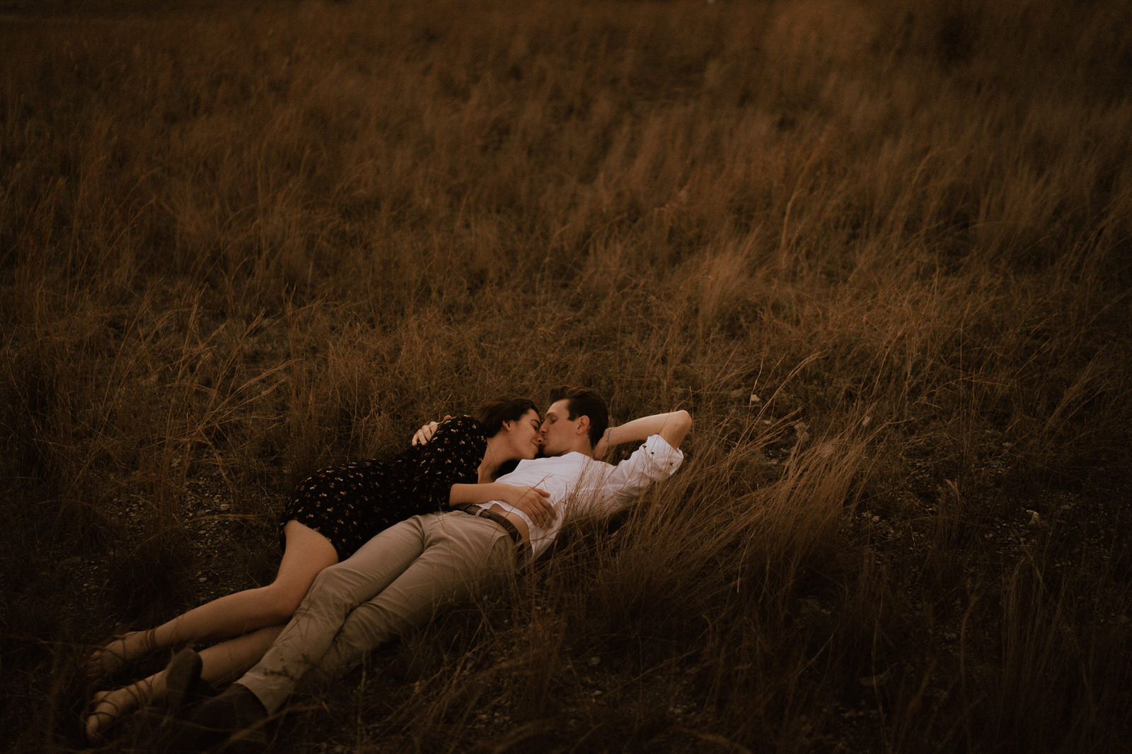 Couple Photos on a Field- Fort Myers Florida- Michelle Gonzalez Photography- Bruna and Brendan-158.JPG